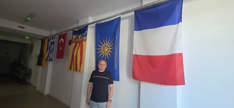 Elevii din comuna Borlești au o bijuterie de școală și rezultate de excepție la concursuri și examene 3 scoala borlesti director resize