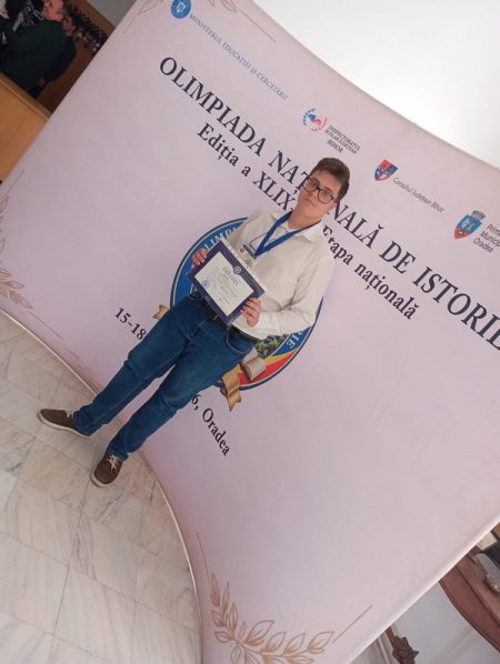 Performanță de excepție pentru un elev din Târgu-Neamț: locul IV la Olimpiada Națională de Istorie tg mihnea mariuta 1 resize