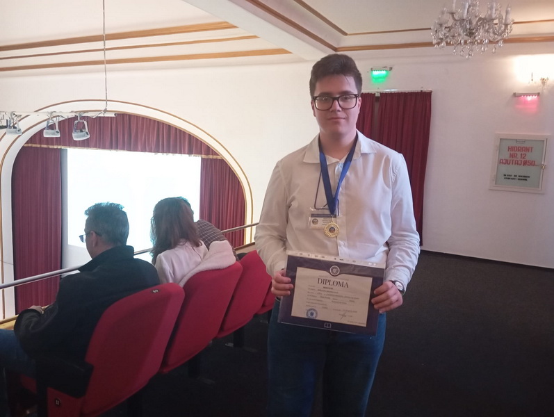 Performanță de excepție pentru un elev din Târgu-Neamț: locul IV la Olimpiada Națională de Istorie 3 tg mihnea mariuta 4 resize