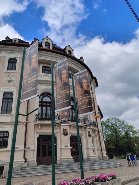 Teatrul Tineretului din Piatra-Neamț primește 3 milioane de lei de la bugetul de stat tt