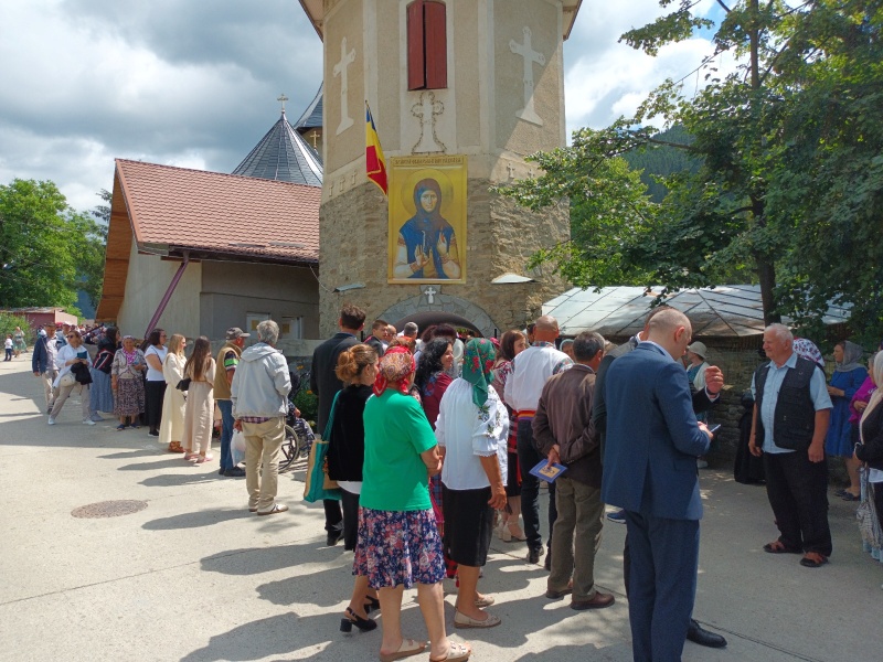 Proclamarea locală a canonizării Sfintei Olimpiada de la Farcașa 4 Proclamarea locala a canonizarii Sfintei Olimpiada de la Farcasa 5