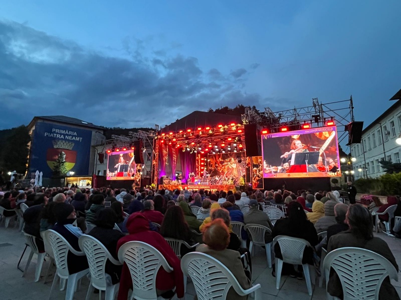 VIDEO-FOTO. Vacanțe Muzicale la Piatra Neamț seara a cincea - Filarmonica de stat de la Sibiu concertează 5 WhatsApp Image 2026 07 09 at 21.31.24