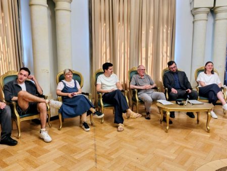 Video-Foto. Școala de vară de la Teatrul Tineretului – ediția a II-a. Studenți și masteranzi bucuroși să redescopere “adevărul artei actorului” la Piatra-Neamț WhatsApp Image 2026 07 16 at 15.20.31