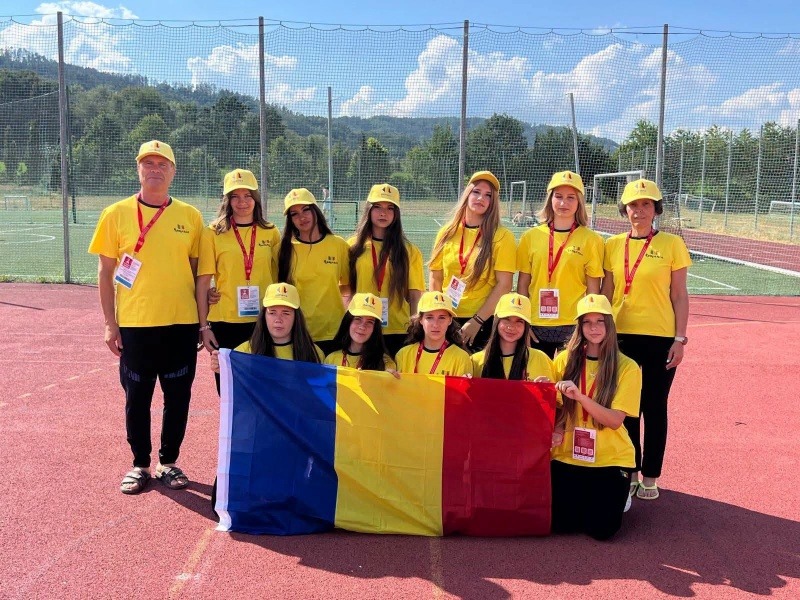 Campioane naționale din Neamț, medalie de bronz la Competiția Internațională a Tinerilor Pompieri din Cehia WhatsApp Image 2026 07 22 at 09.14.07