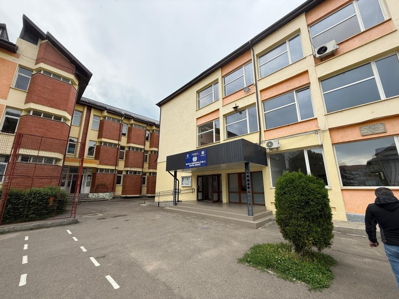 Municipiul Piatra-Neamț a depus și câștigat 22 de proiecte nerambursabile în valoare de aproape 680 de milioane de lei 2 Municipiul Piatra-Neamț a depus și câștigat 22 de proiecte nerambursabile în valoare de aproape 680 de milioane de lei