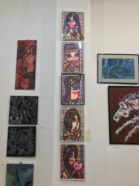 Piatra-Neamț. Reîntâlnire artistică în expoziția ”Generația ’95” la Muzeul de Artă WhatsApp Image 2026 07 30 at 09.58.43