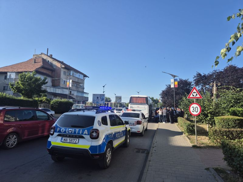 Târgu-Neamț: Control la țigări de contrabandă într-un autobuz! 1 autobuz