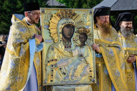 O zi specială la Mănăstirea Neamț. Cum a ajuns aici Lidianca, cea mai veche icoană făcătoare de minuni din România icoana lidianca