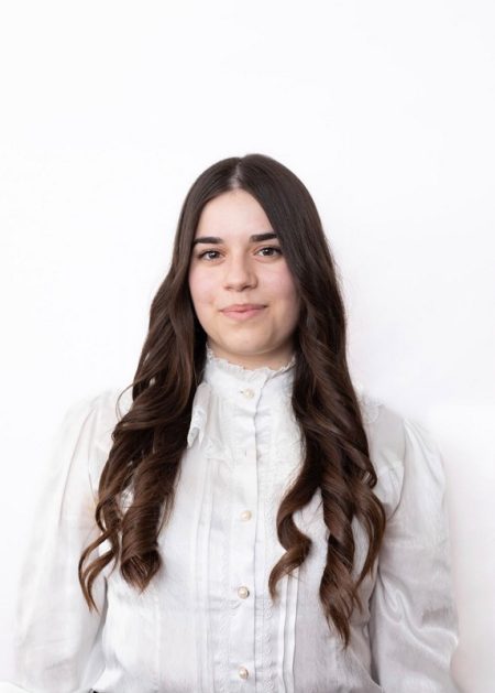 COPII CU CARE NE MÂNDRIM. De la Brăila la Mănăstirea Neamț: povestea unei absolvente a Seminarului „Veniamin Costachi” irina voineag 1