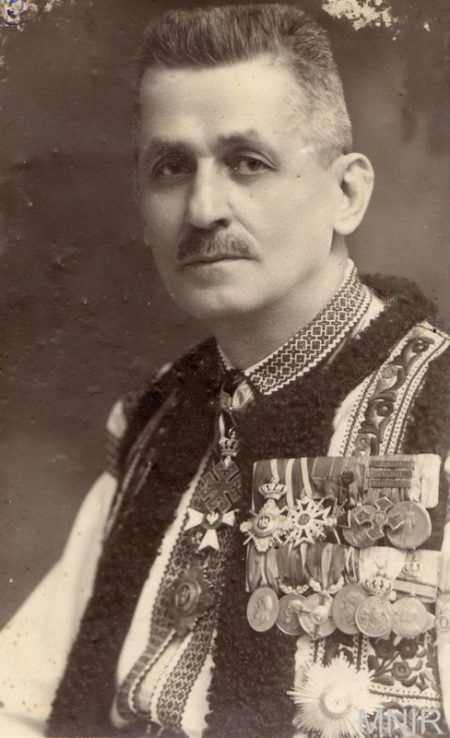 Leon Mrejeriu, învățătorul din Cotârgași ajuns prefect al județului Neamț leon mrejeriu 1 resize