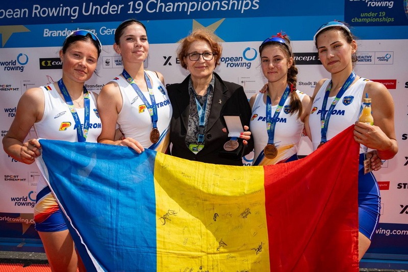 Canotorii de la CS Ceahlăul Piatra Neamț, pe podiumul Campionatului European de Juniori din Germania 5 locul 3 resize