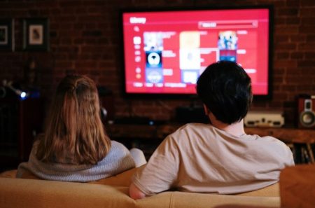 Soundbar-ul scump sună mai slab decât boxele ieftine – iată de ce pexel