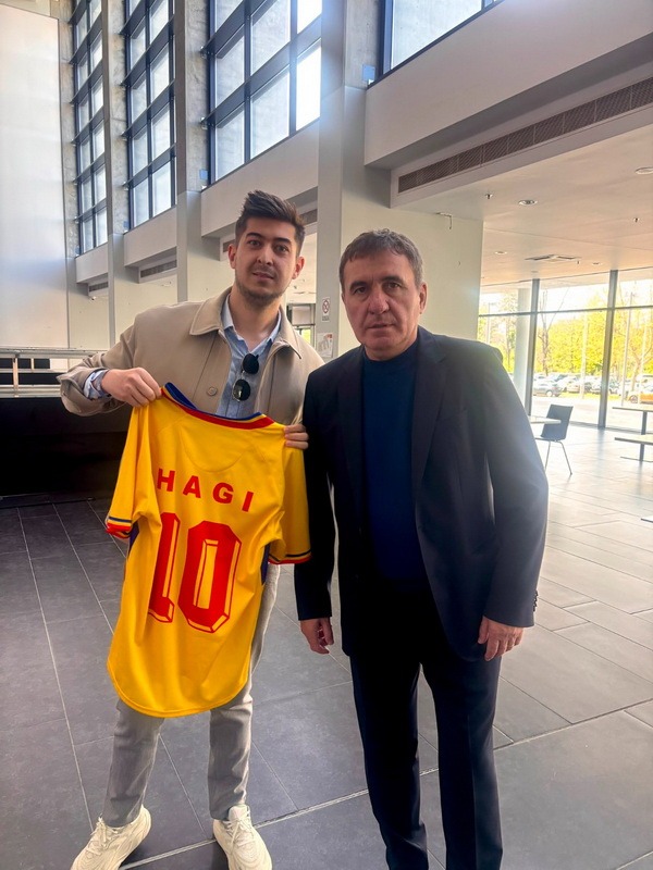 Povestea unui pietrean cu o licență inedită, Master in Football Business, la Academia Johan Cruyff de la FC Barcelona 4 sebastian ungureanu 4 resize