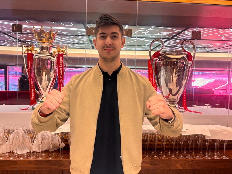 Povestea unui pietrean cu o licență inedită, Master in Football Business, la Academia Johan Cruyff de la FC Barcelona 8 sebastian ungureanu 8 resize