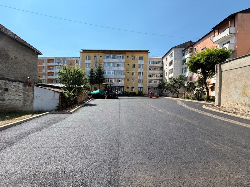 Lucrări în cartierul Precista din Piatra Neamț. Se lucrează în zone unde nu s-a mai intervenit de mulți ani 24daf361 f981 4f0f bba8 da4e991c200d