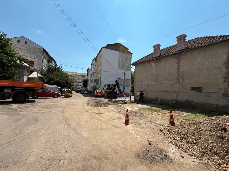 Lucrări în cartierul Precista din Piatra Neamț. Se lucrează în zone unde nu s-a mai intervenit de mulți ani 2 3de53fec 8ee5 42c0 a596 7b81fca8adda