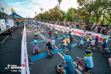 548650231 772306302264569 1018663367858185366 n - Cei mai mici cicliști intră în atmosfera Turului României: Cursa Copiilor are loc la Piatra Neamț pe 10 septembrie. Participare gratuită