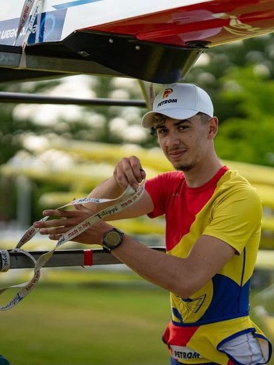 De la poale de Ceahlău, în Bulgaria, după medalii mondiale. Canotorii din Piatra Neamț au plecat la Plovdiv 5 Paraschiv Ionut