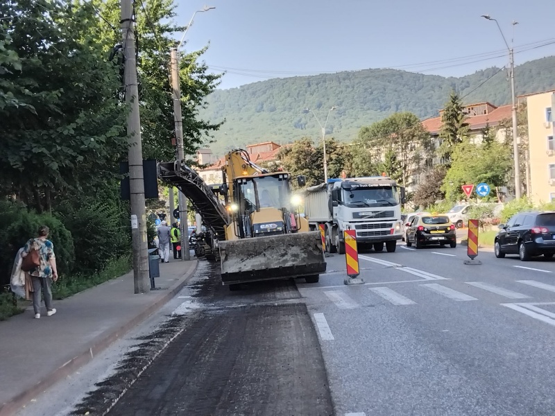 FOTO. Lucrări pe str. Orhei din Piatra Neamț 3 WhatsApp Image 2026 08 04 at 10.07.46