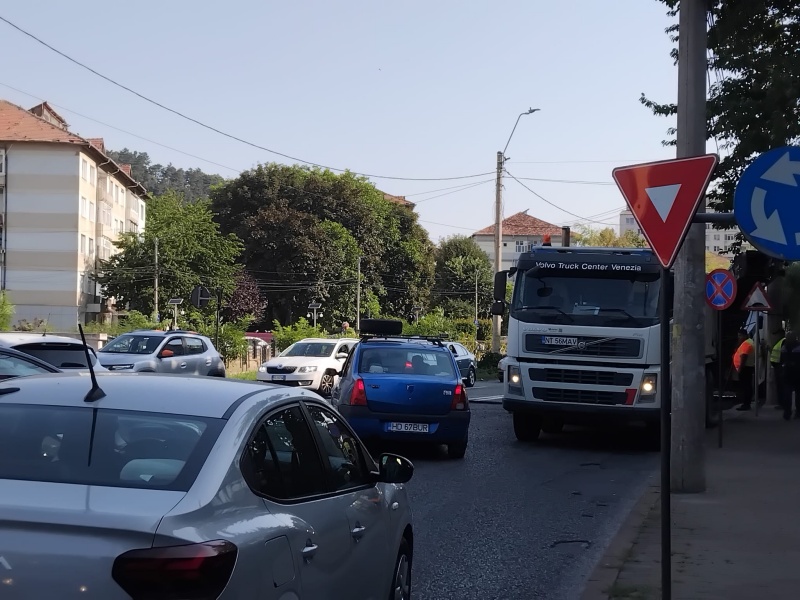 FOTO. Lucrări pe str. Orhei din Piatra Neamț 2 WhatsApp Image 2026 08 04 at 10.07.47 3