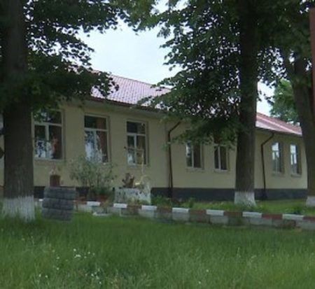 Situație disperată la Școala Primară Vulpășești- Sagna. 23 de elevi ar trebui mutați la altă școală WhatsApp Image 2026 08 11 at 13.27.25 - Situație disperată la Școala Primară Vulpășești- Sagna. 23 de elevi ar trebui mutați la altă școală