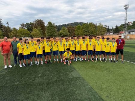 LPS Piatra-Neamț, campioană națională pentru al doilea an consecutiv la Under 16 WhatsApp Image 2026 08 13 at 14.02.49 1 - LPS Piatra-Neamț, campioană națională pentru al doilea an consecutiv la Under 16