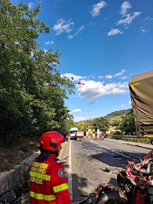 WhatsApp Image 2026 08 15 at 11.40.50 1 - Tragedie: familie din Târgu-Neamț, distrusă într-un accident cu un autocamion militar