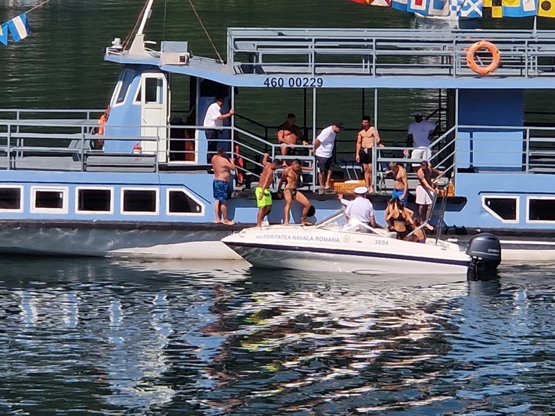 WhatsApp Image 2026 08 15 at 20.12.26 1 - VIDEO. Neamț. Orașul Bicaz în sărbătoare de Ziua Marinei