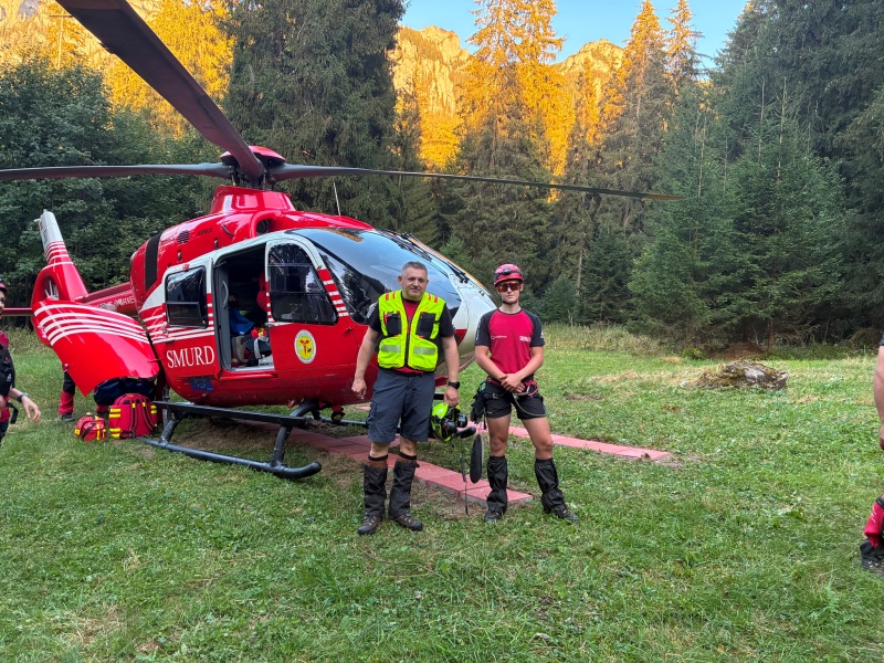 WhatsApp Image 2026 08 22 at 21.56.31 - VIDEO-FOTO. Intervenție de mare risc a Salvamont în Ceahlău: turist din Cluj, salvat după o cădere de 30 de metri