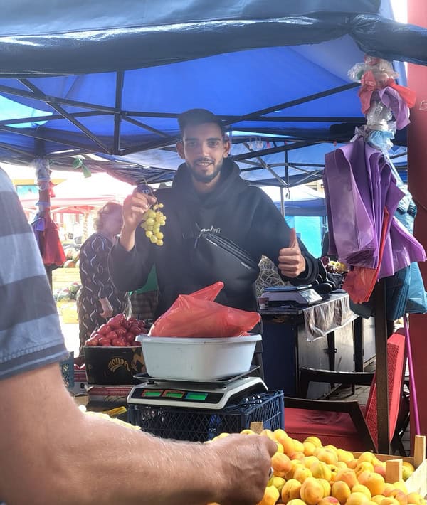 cmi urban august 2026 3 resize - CMI Urban: Comercianții și producătorii din Piața Centrală ”Sf. Gheorghe” vă așteaptă cu produse de sezon