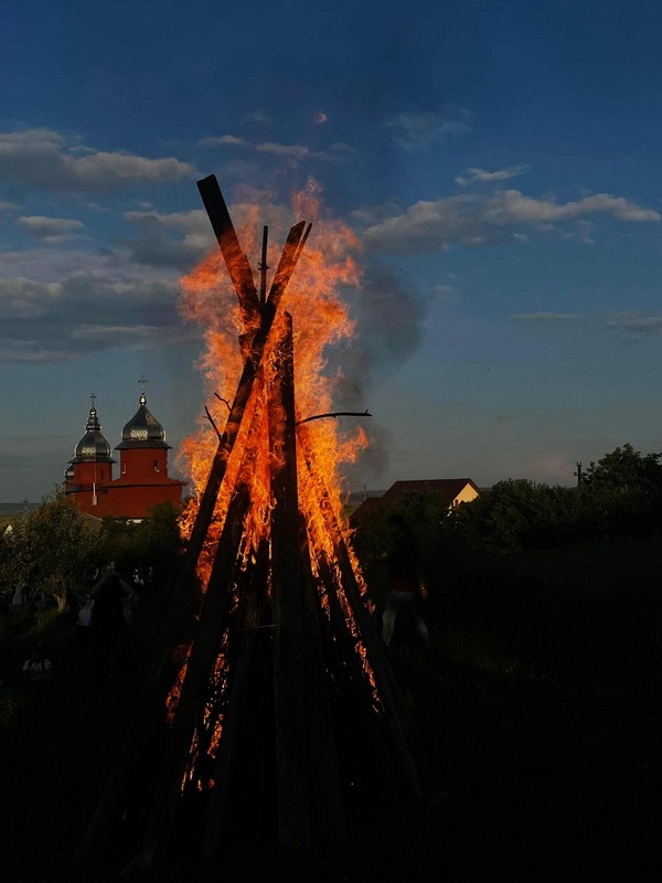 „Dăruind vei dobândi!” - peste 300 de participanți, 4 zile de credință, prietenie și bucurie la Tabăra de creație de la Filioara Agapiei / Biserica Vie sunt Oamenii! 19 filioara 2026 1 resize