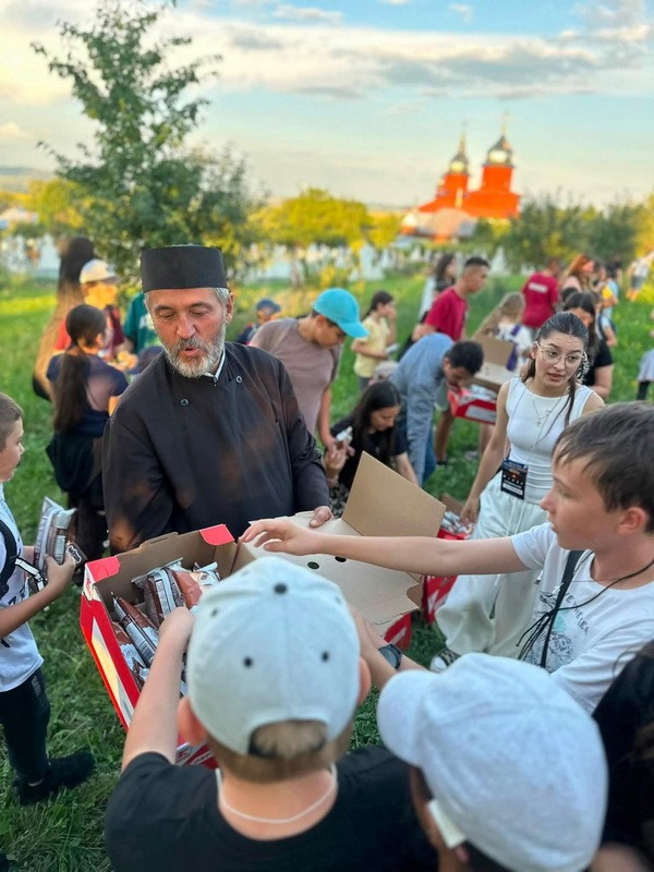 „Dăruind vei dobândi!” - peste 300 de participanți, 4 zile de credință, prietenie și bucurie la Tabăra de creație de la Filioara Agapiei / Biserica Vie sunt Oamenii! 10 filioara 2026 4 resize