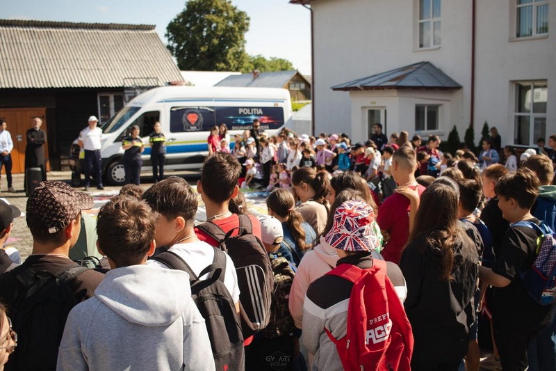 „Dăruind vei dobândi!” - peste 300 de participanți, 4 zile de credință, prietenie și bucurie la Tabăra de creație de la Filioara Agapiei / Biserica Vie sunt Oamenii! 4 filioara 2026 6 resize