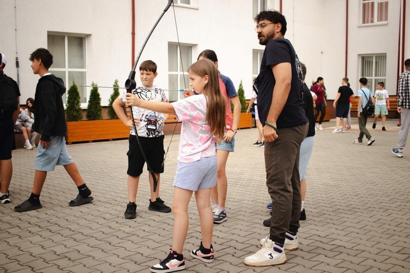 „Dăruind vei dobândi!” - peste 300 de participanți, 4 zile de credință, prietenie și bucurie la Tabăra de creație de la Filioara Agapiei / Biserica Vie sunt Oamenii! 7 filioara 2026 7 resize