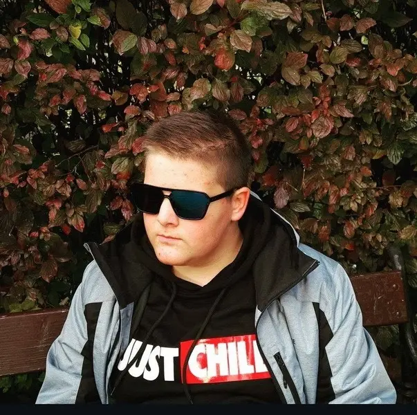 COPII CU CARE NE MÂNDRIM. Marco Moldovanu, șef de promoție la „Auto”: „Pasiunea pentru mașini m-a adus aici”