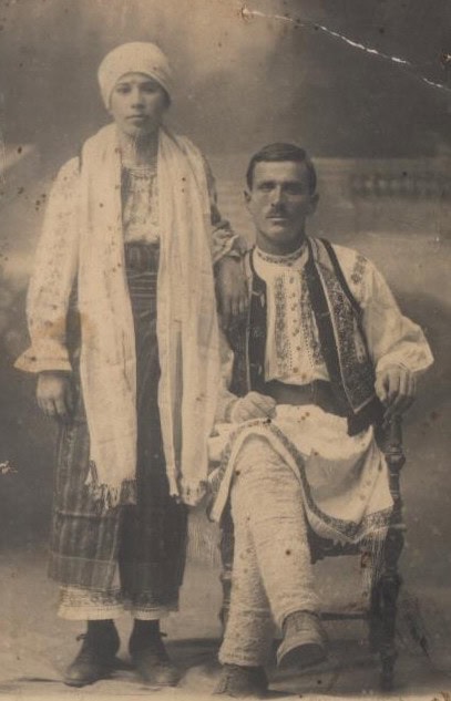 nunta foto vechi 1 - Nunta şi zicerile ei. Strigăturile
