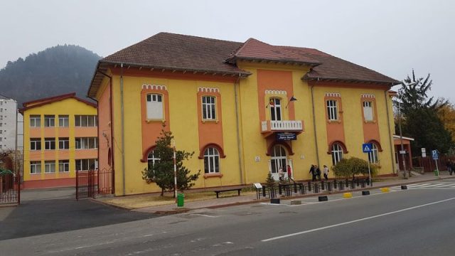 Video. Colegiul Tehnologic “Spiru Haret” - pregătiri pe ultima sută de metri înaintea noului an școlar
