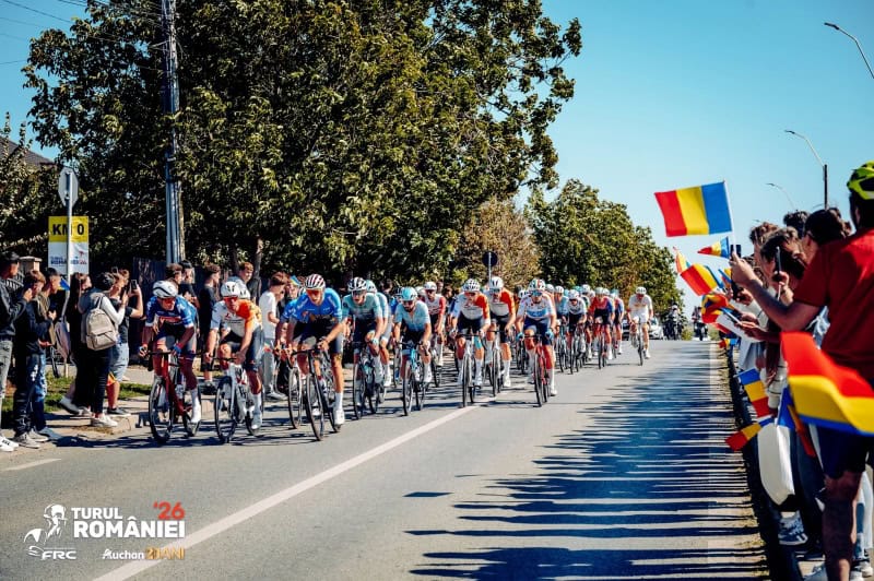 După startul din Republica Moldova, Turul României a revenit pe teritoriul românesc cu etapa 2, Iași - Piatra-Neamț. Cine a preluat tricoul galben 2 După startul din Republica Moldova, Turul României a revenit pe teritoriul românesc cu etapa 2, Iași - Piatra-Neamț. Cine a preluat tricoul galben