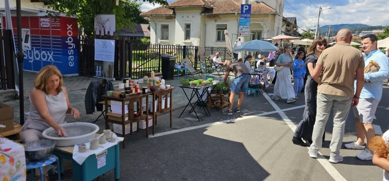 VIDEO-FOTO. Festivalul „Oameni pe Hogaș” la Piatra Neamț 4 VIDEO-FOTO. Festivalul „Oameni pe Hogaș” la Piatra Neamț