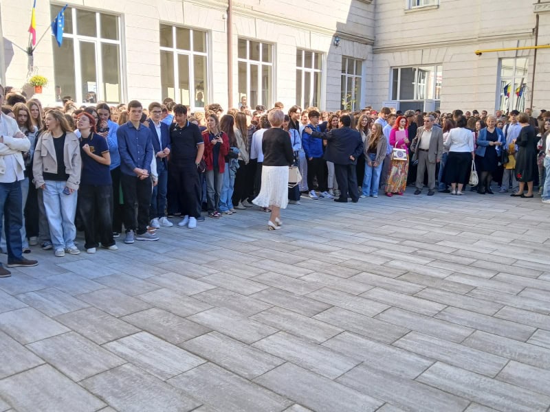 VIDEO-FOTO. Deschiderea anului școlar în Neamț 4 VIDEO-FOTO. Deschiderea anului școlar în Neamț
