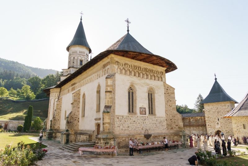 Cum a ajuns la Mănăstirea Bistrița icoana făcătoare de minuni a Sfintei Ana. Al doilea hram al așezământului din Neamț
