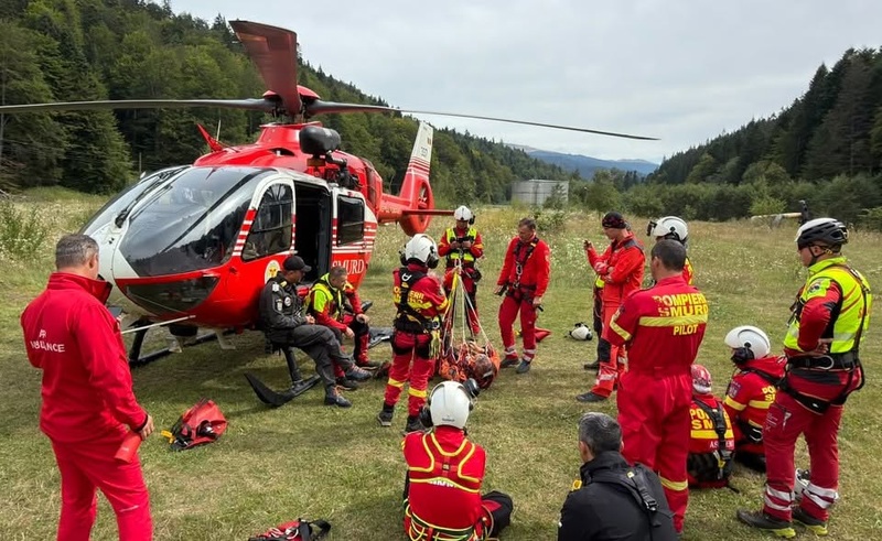 Neamț: pregătirea salvatorilor montani aero-operaționali, reluată după cinci ani 5 Neamț: pregătirea salvatorilor montani aero-operaționali, reluată după cinci ani