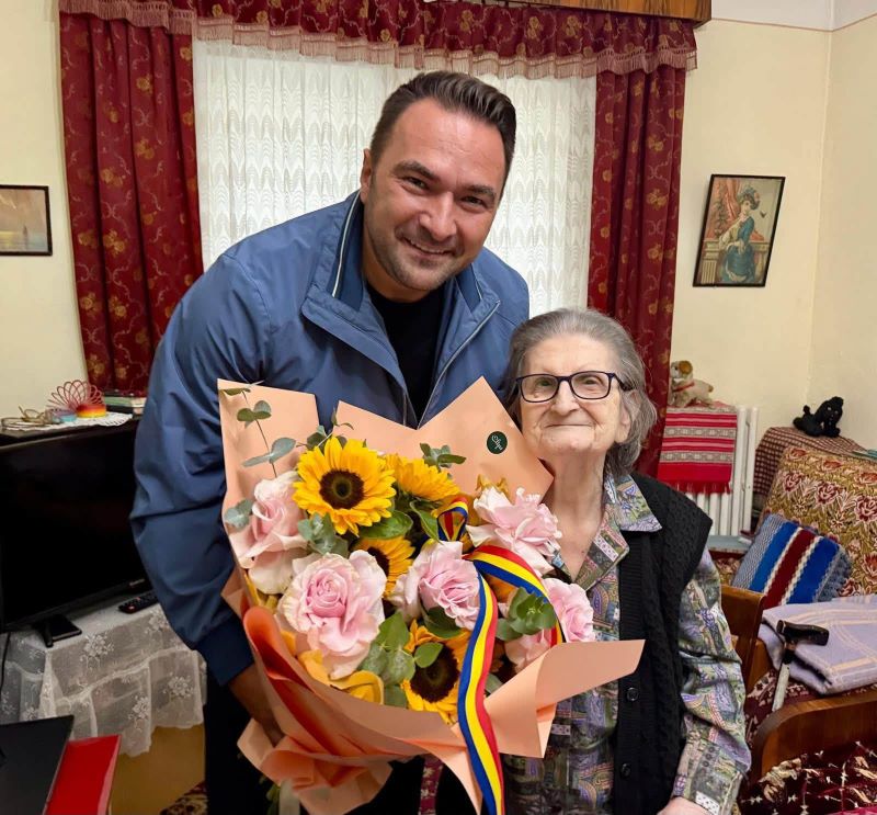 De un veac, martoră a trecerii istoriei. O femeie din Piatra Neamț a împlinit 100 de ani 2 De un veac, martoră a trecerii istoriei. O femeie din Piatra Neamț a împlinit 100 de ani