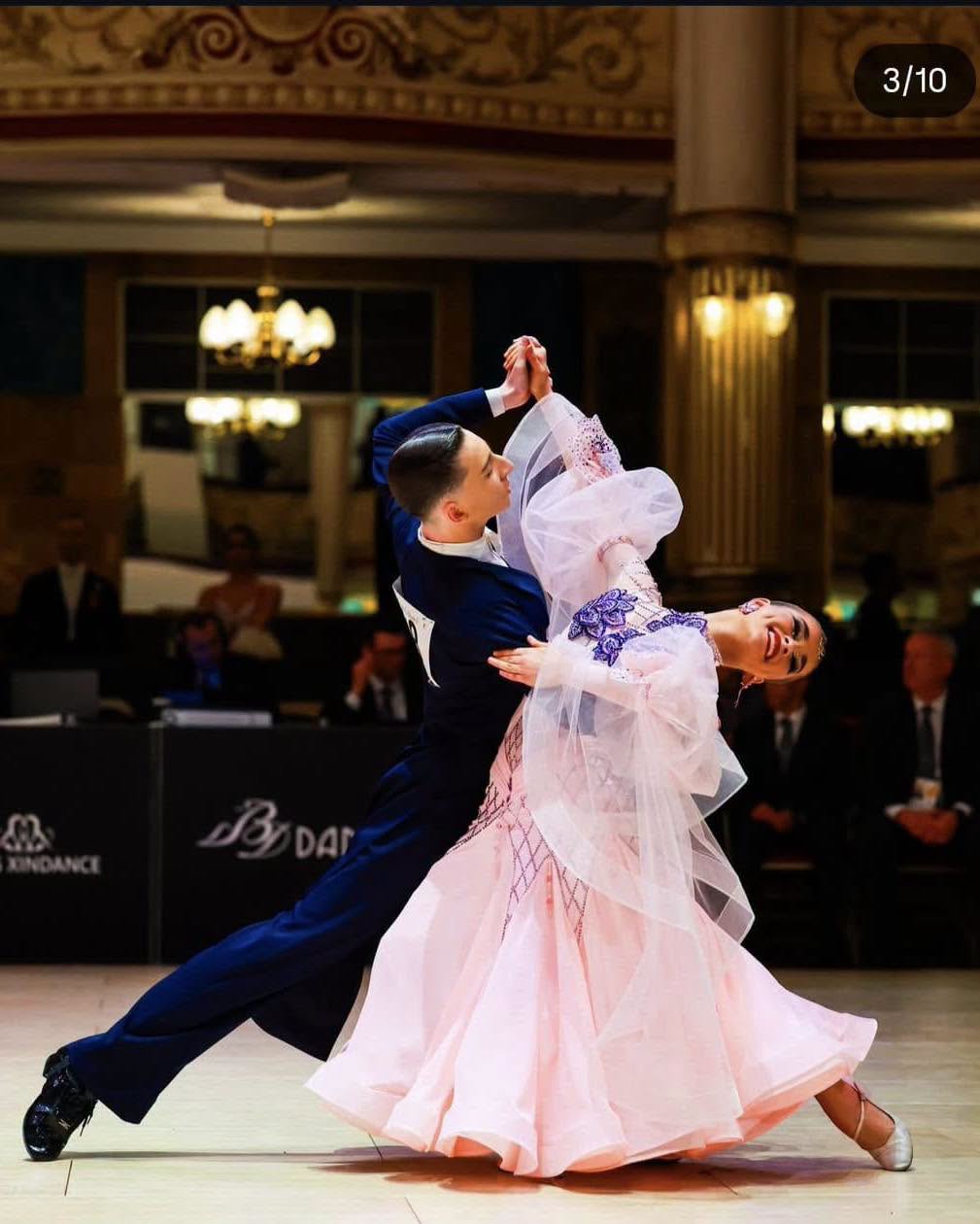 Piatra-Neamț. Campionii Ray’s Dance merg la Mondialul și Europeanul de Dans Sportiv din Bulgaria