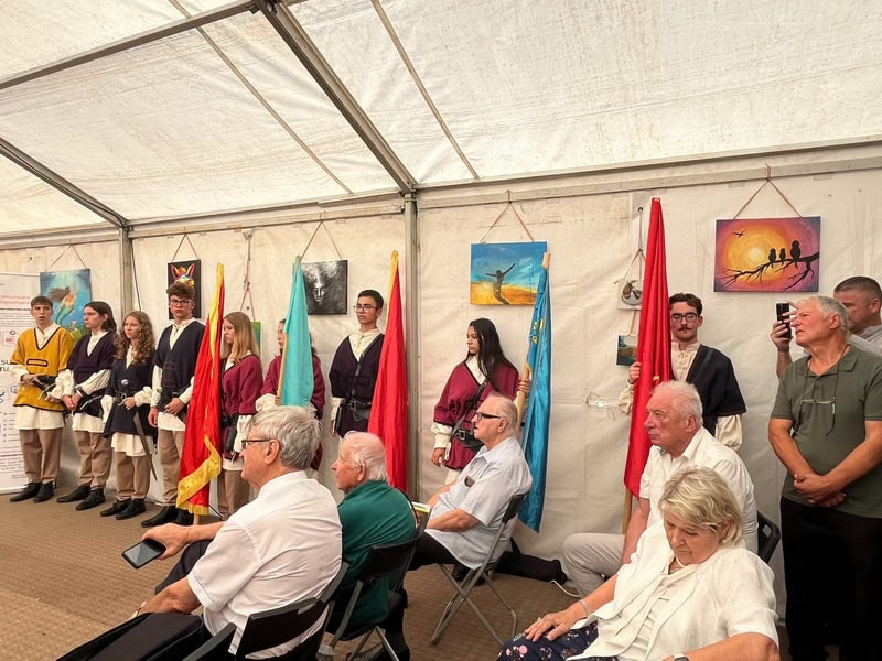 FOTO Târgul de Carte Piatra Neamț 2026 / Patru zile în care Parcul Tineretului a devenit loc de întâlnire pentru cititori și autori