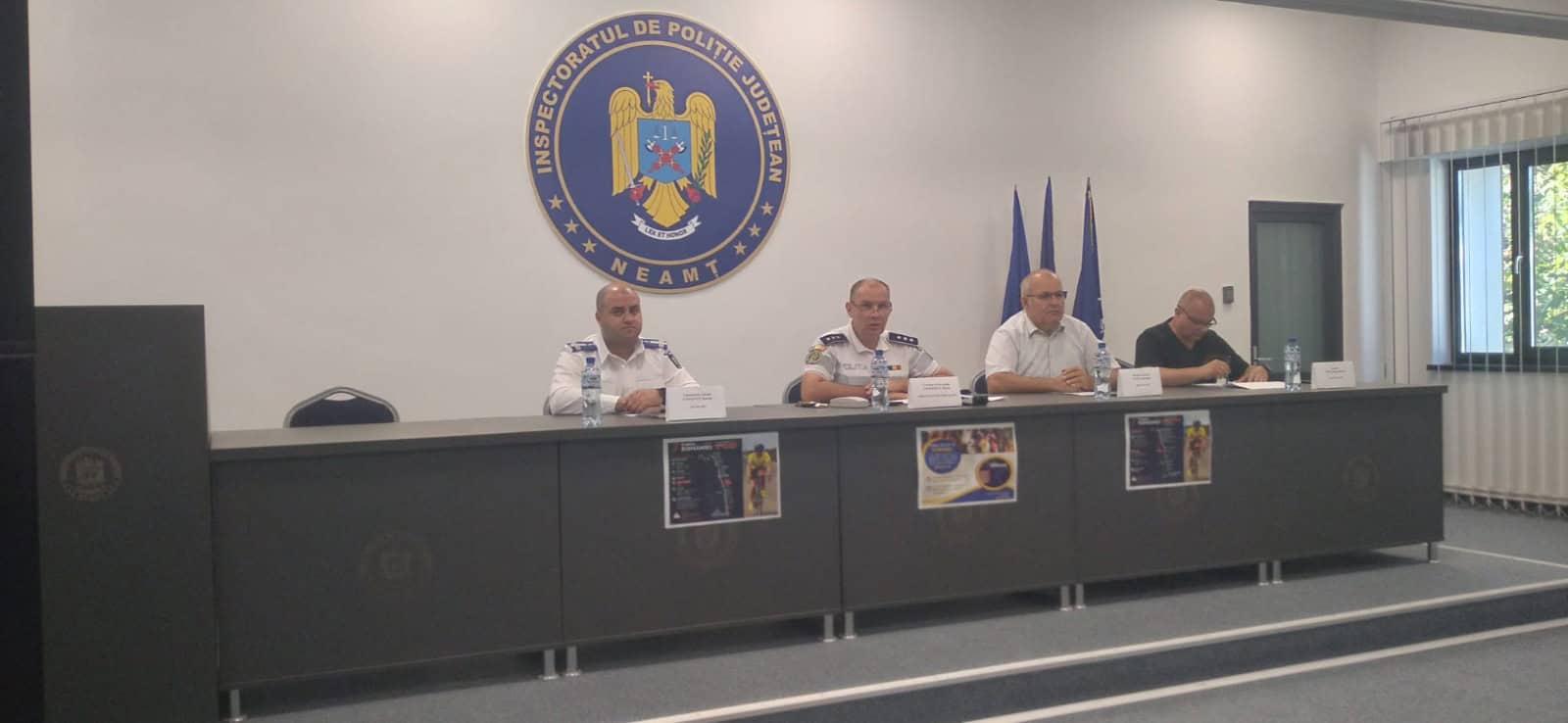 Restricții rutiere în Neamț, dictate de Turul Ciclist al României. Recomandări de la polițiști