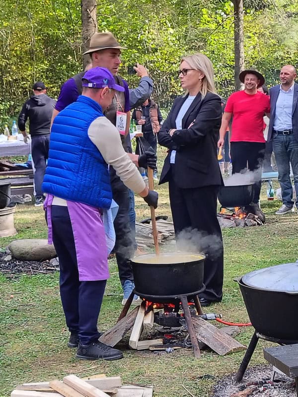 Festivalul Ceaunelor Tarcău 2026: bucuria de a ajuta și de-a împărtăși în comunitate!