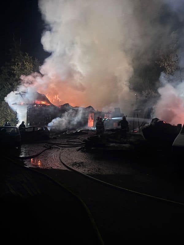 Incendiul de Mănăstirea Bisericani a fost pus intenționat 3 Incendiul de Mănăstirea Bisericani a fost pus intenționat