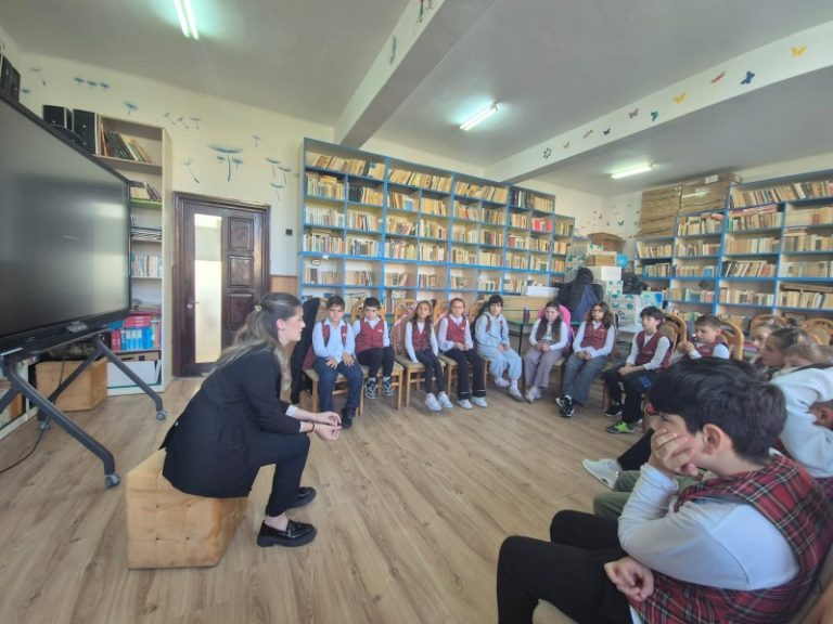 Educația, cheia reușitei în orice profesie. Lecție despre meserii la Școala Răucești Educația, cheia reușitei în orice profesie. Lecție despre meserii la Școala Răucești