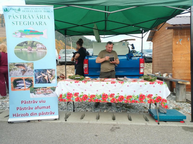 Festivalul de Gastronomie și Folclor „Coborâtul oilor” de la Borca, la a IV-a ediție